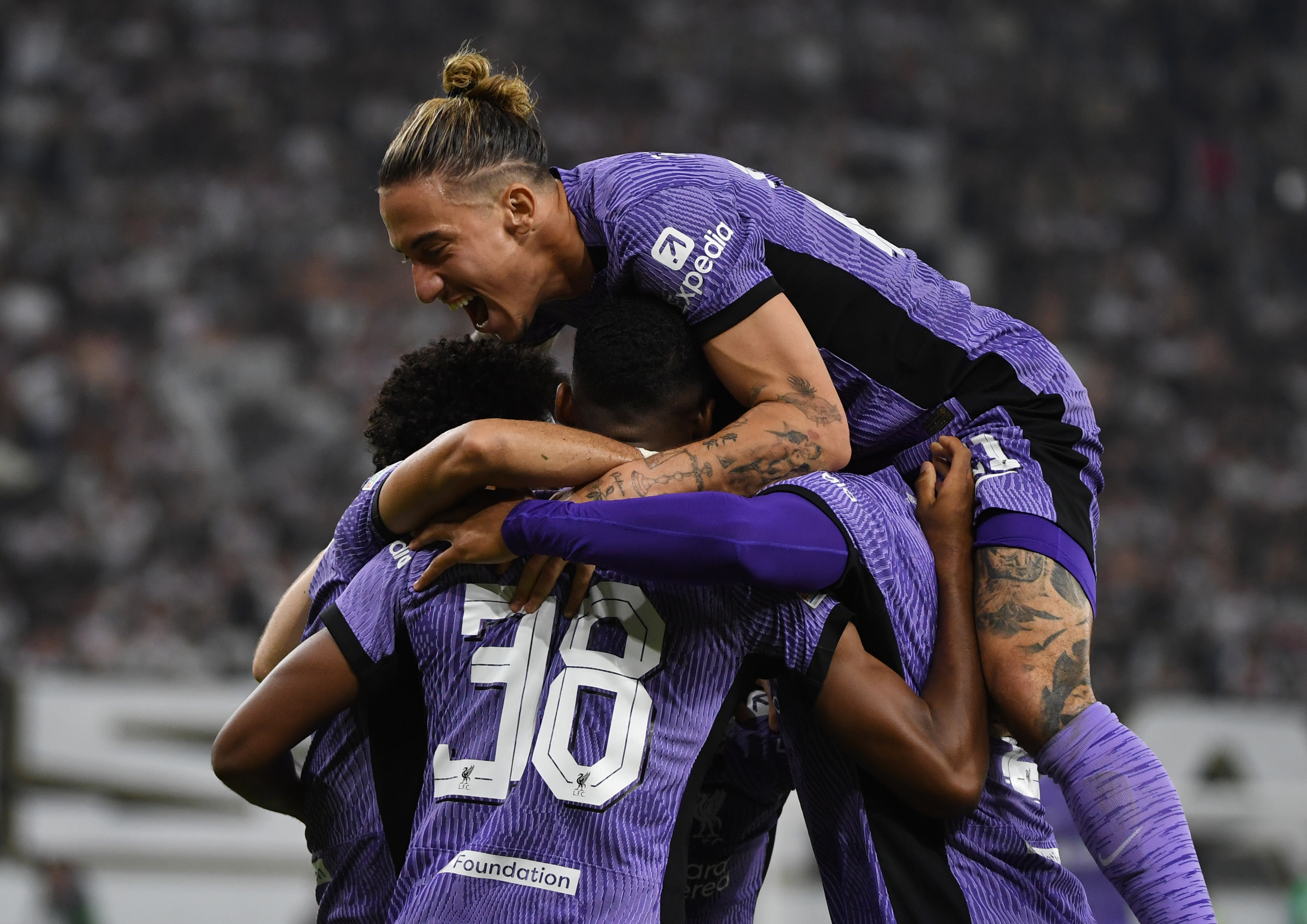 英雄联盟竞猜-欧冠今晨走向成谜，利物浦更衣室发声，引发热议，团队化学反应显著的简单介绍